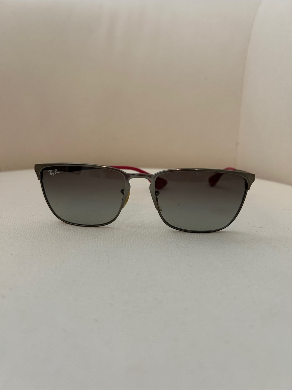 Ray-Ban Silver Frame Sunglasses with Gray Gradient Lenses and Red Temples